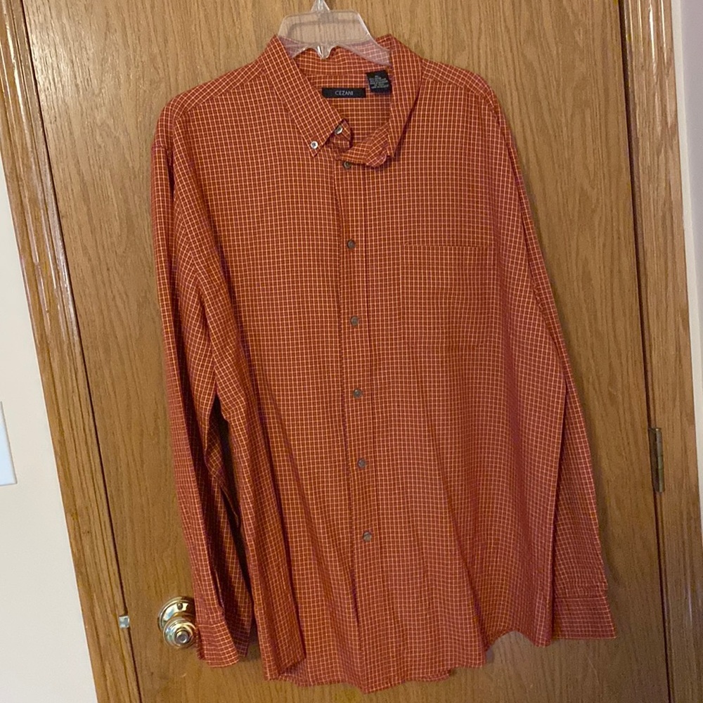 Mens button up dress shirt